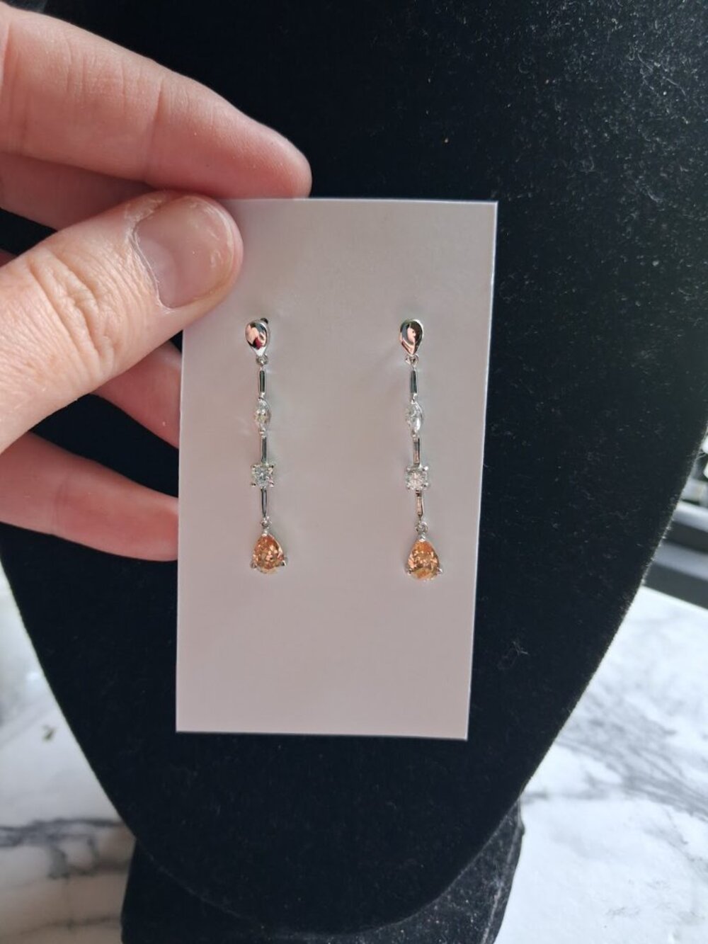 Yellow stoned dangle earrings